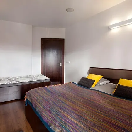 Panorama Gor - Centrum Miasta Z Widokiem Na Szrenice