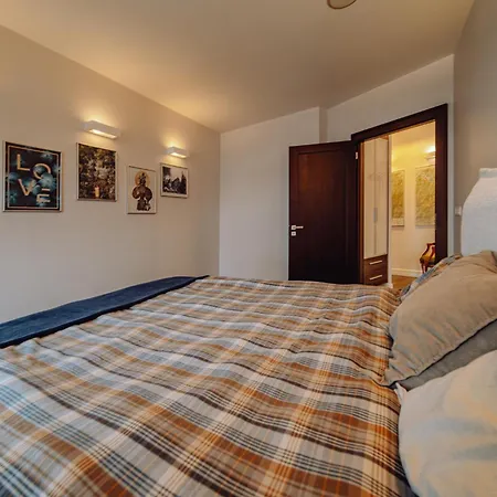 Panorama Gor - Centrum Miasta Z Widokiem Na Szrenice Apartmán