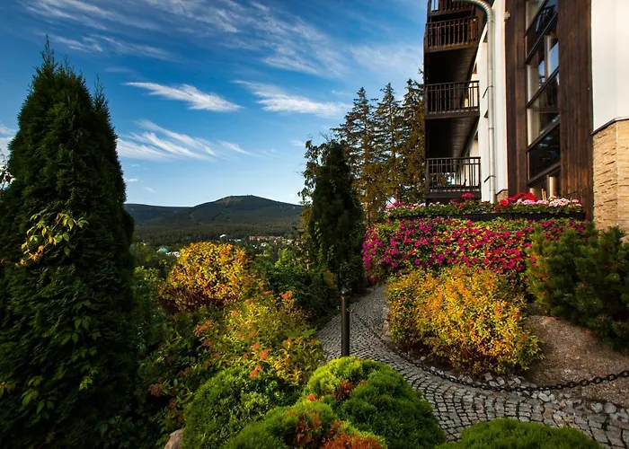 Panorama Gor - Centrum Miasta Z Widokiem Na Szrenice